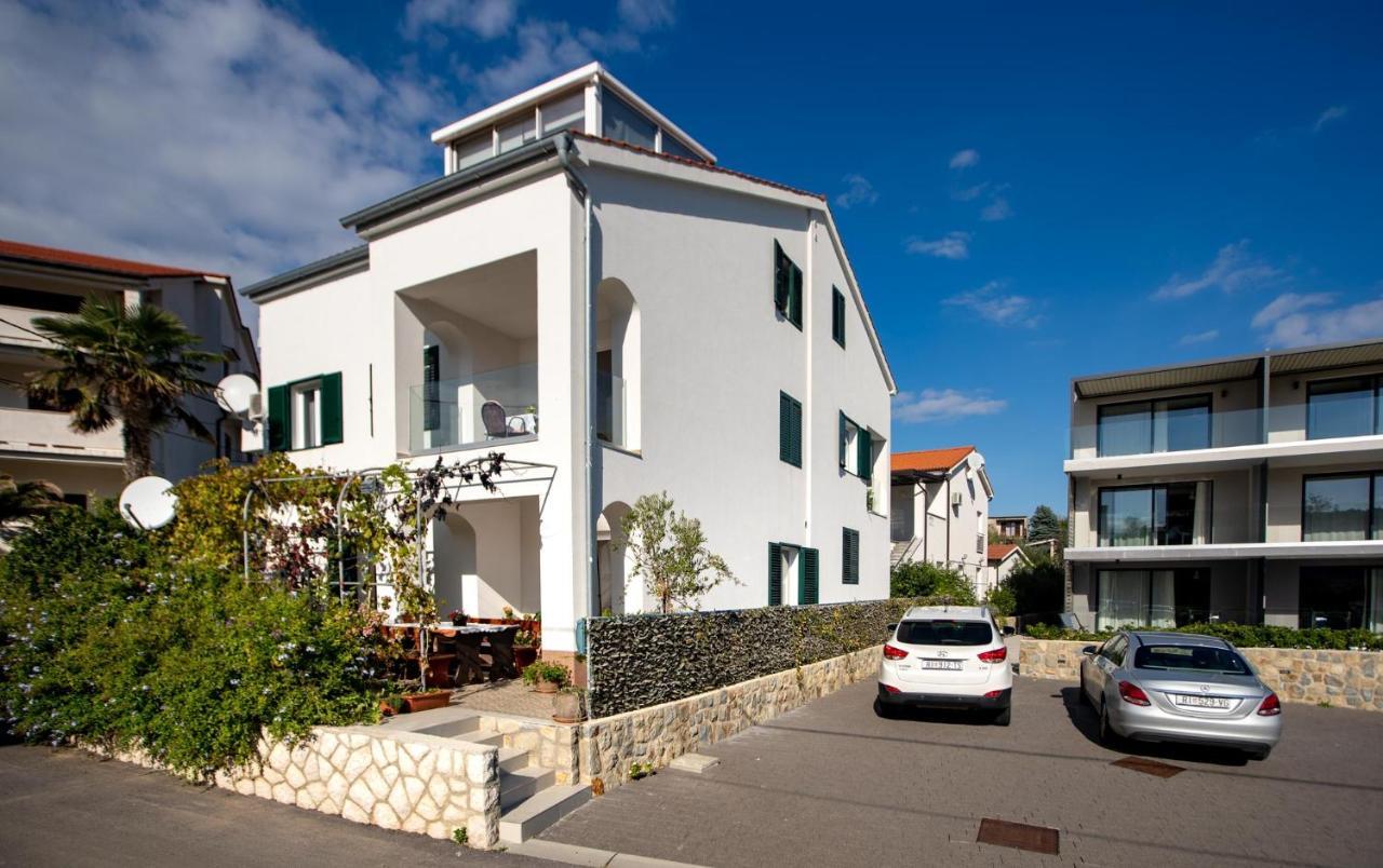 Apartments Lazaric Lopar Exterior photo